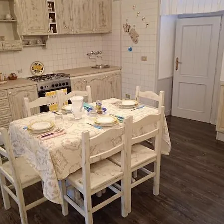 Casavacanzasotaccio Holiday home *